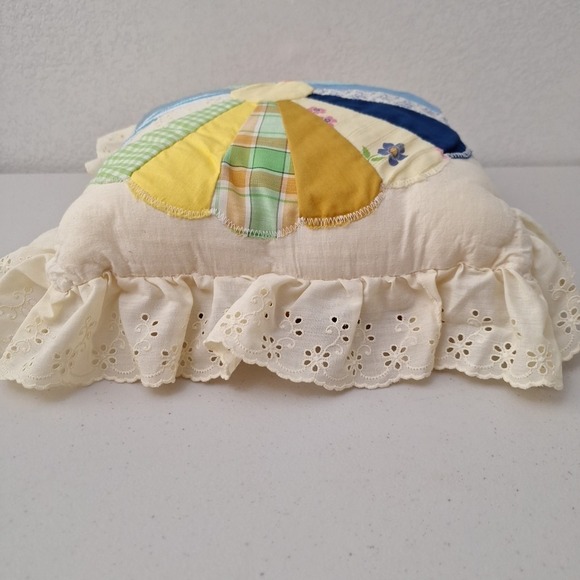 Vintage Handmade Patchwork Quilted Pillow DOUBLE SIDED Flower Pattern 12 x 12 - Picture 9 of 12